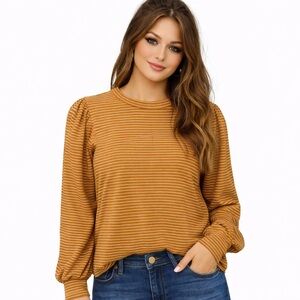 A dip of darling Striped Long Sleeve Top